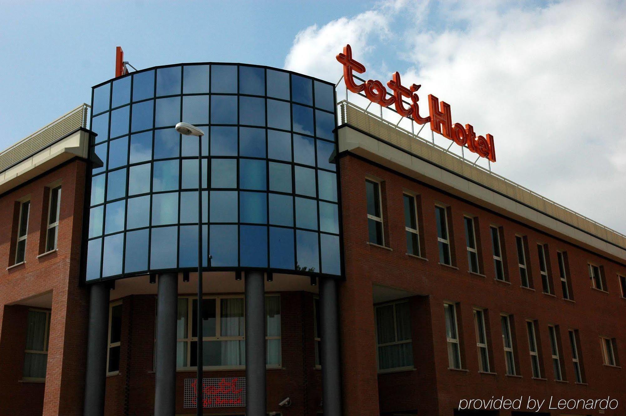 Tati Hotel Lugo  Exterior photo